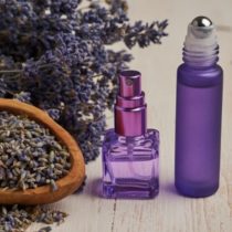 7 Ways to Lighten Your Spirit 4 lavender spritzer spray